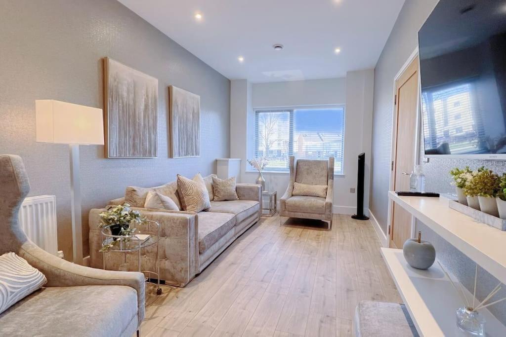No6, Luxury Townhouse Near Bicester Village Exteriör bild